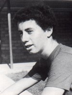 thomas-80.jpg (8925 bytes)