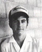 minick.jpg (10418 bytes)