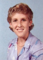 huggins-nicole-84-01.jpg (12463 bytes)